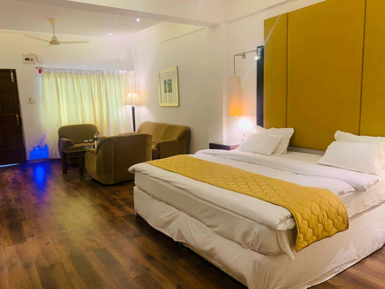 Best hotel rooms in shirdi